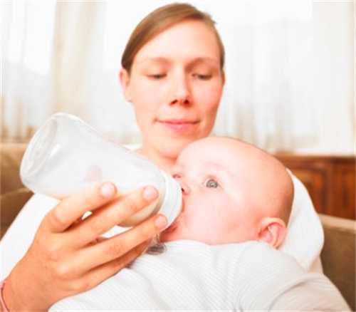 揭秘宝宝厌奶期的秘密：你知道它将持续多久吗？如何应对这一挑战？